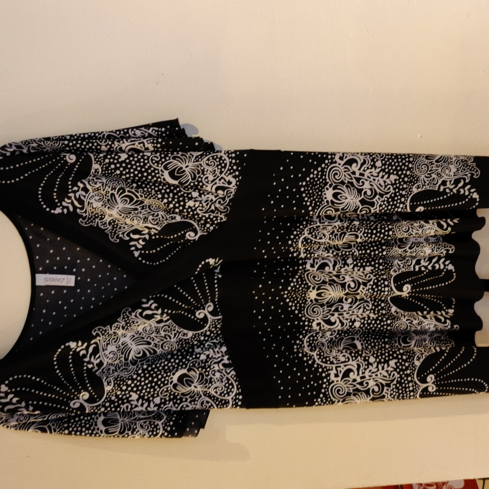 Gitano's Women's Blouse